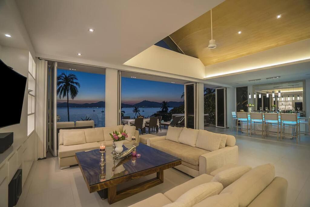 Villa Nirvana - Beachfront Tropical Chic 4Br Haven In Cape Panwa, Phuket บ้านมะขาม ภายนอก รูปภาพ