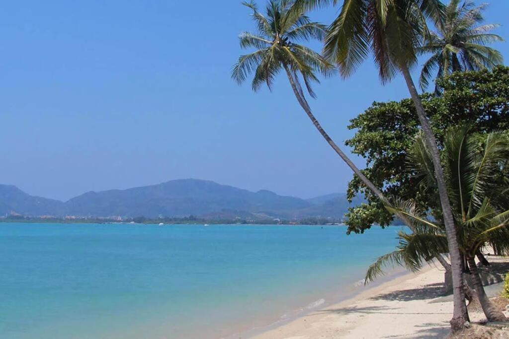 Villa Nirvana - Beachfront Tropical Chic 4Br Haven In Cape Panwa, Phuket บ้านมะขาม ภายนอก รูปภาพ